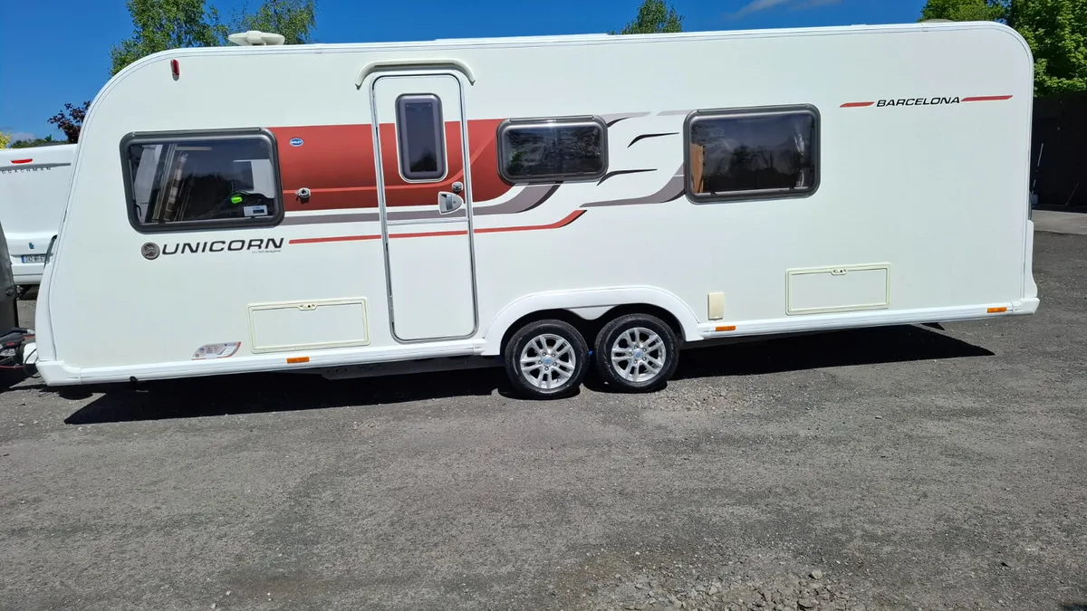 Bailey Unicorn Barcelona Fixed Bed Caravan - Image 1