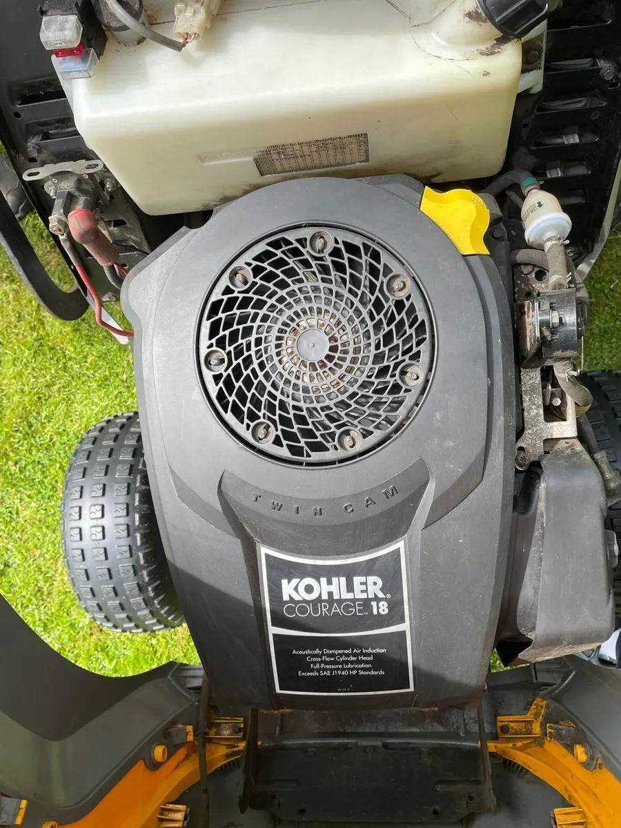 STIGA Estate Royal K TS 102 Hydro + Mulching kit - Image 2