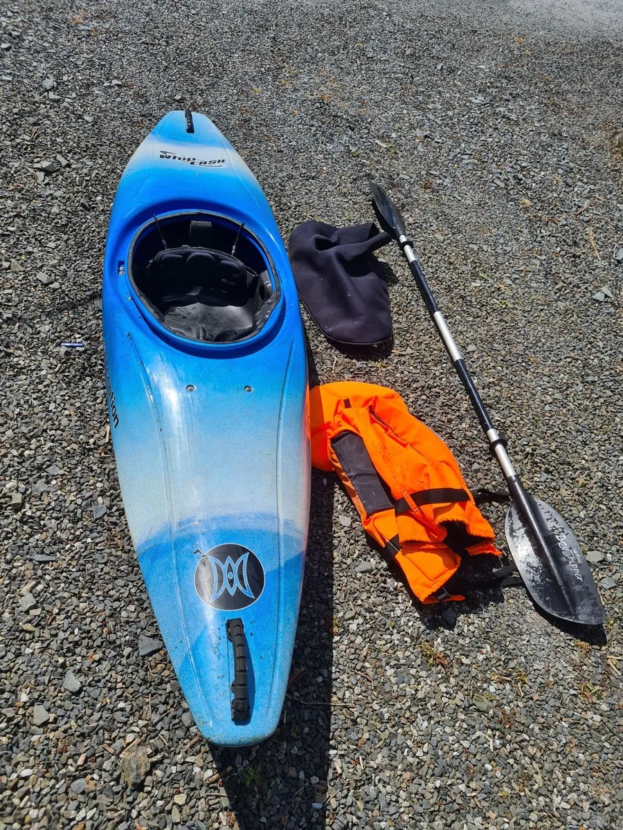 Kayak - Image 2