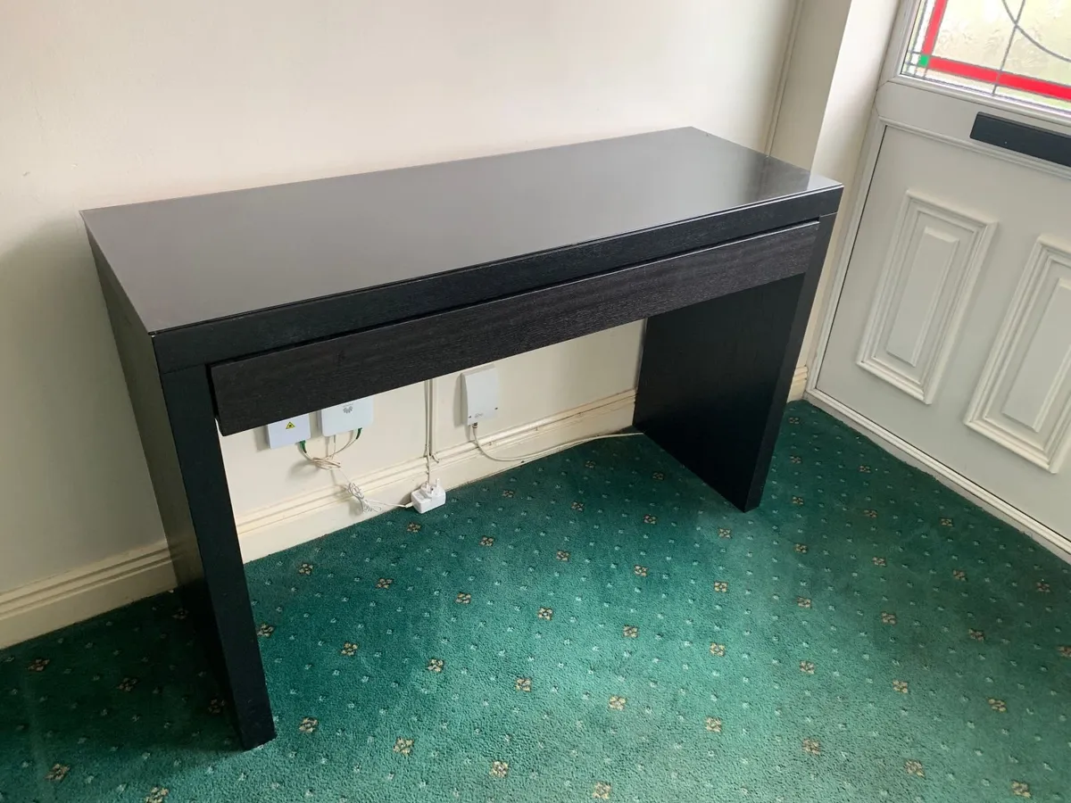 hall table - Image 3