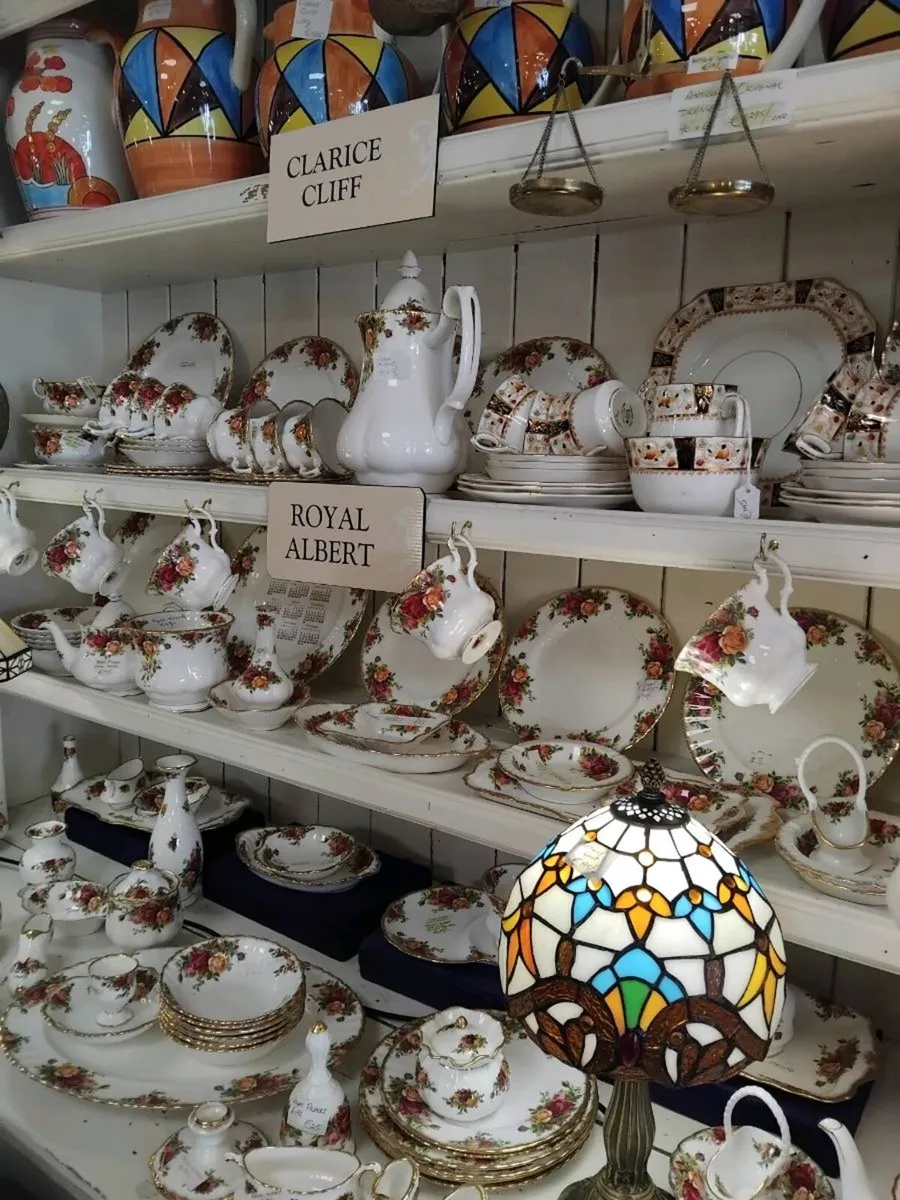 Antiques - Image 3
