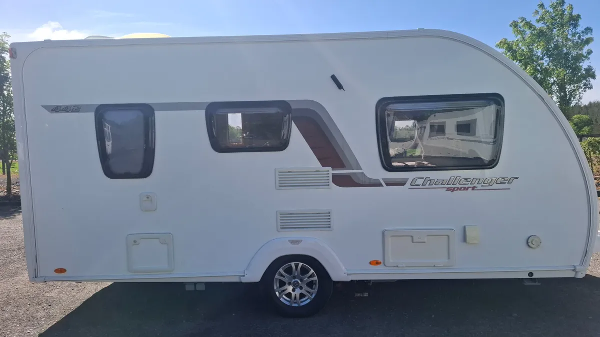 Swift Challenger 462 Caravan - Image 3