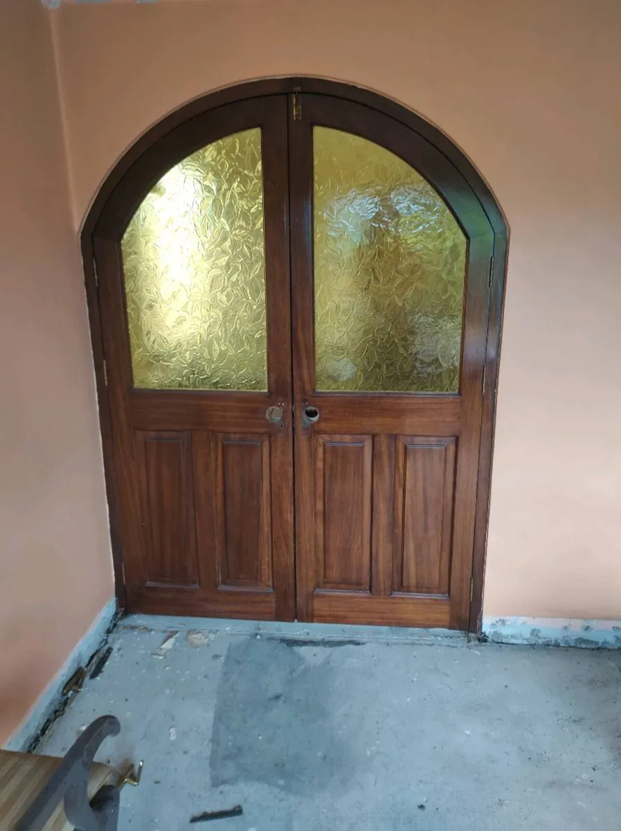 Mahogany double arched doors