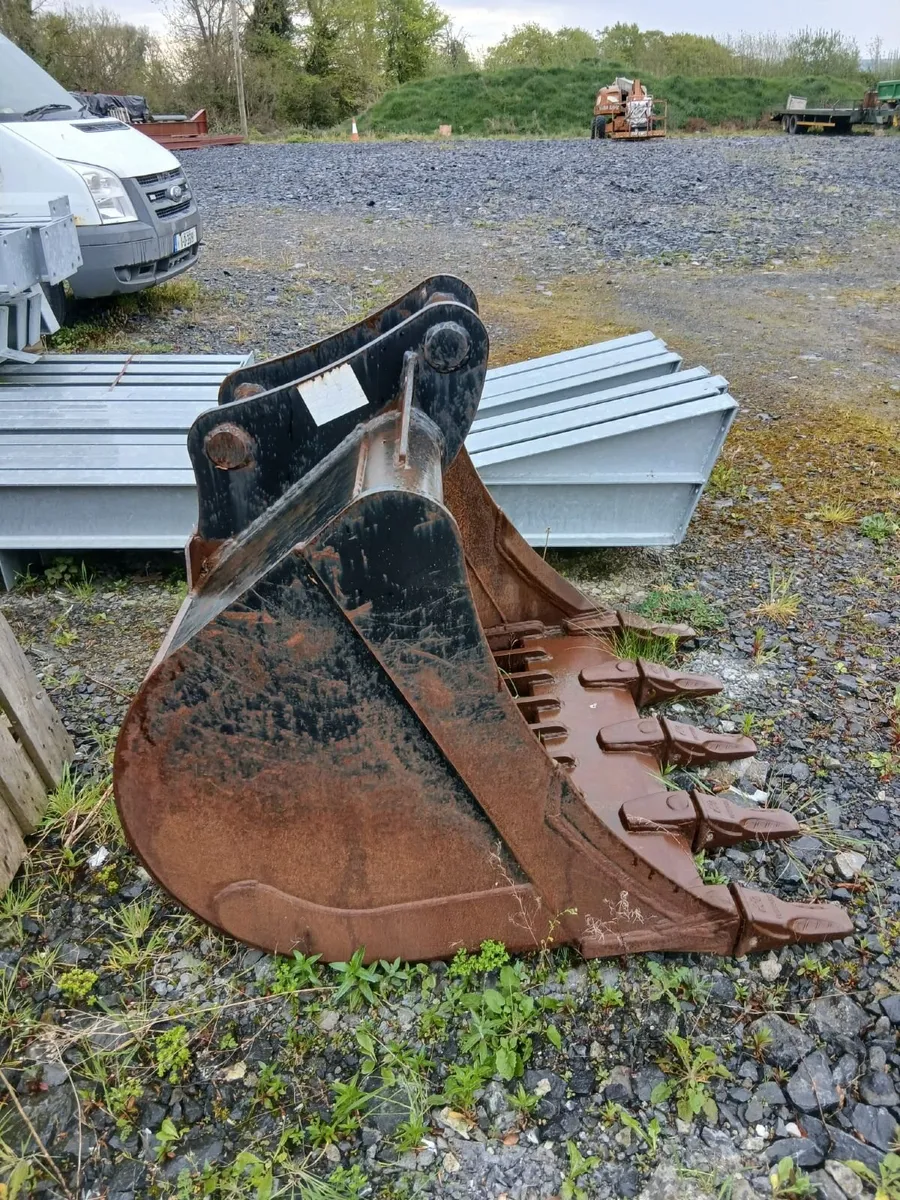 Riddle bucket - Image 1