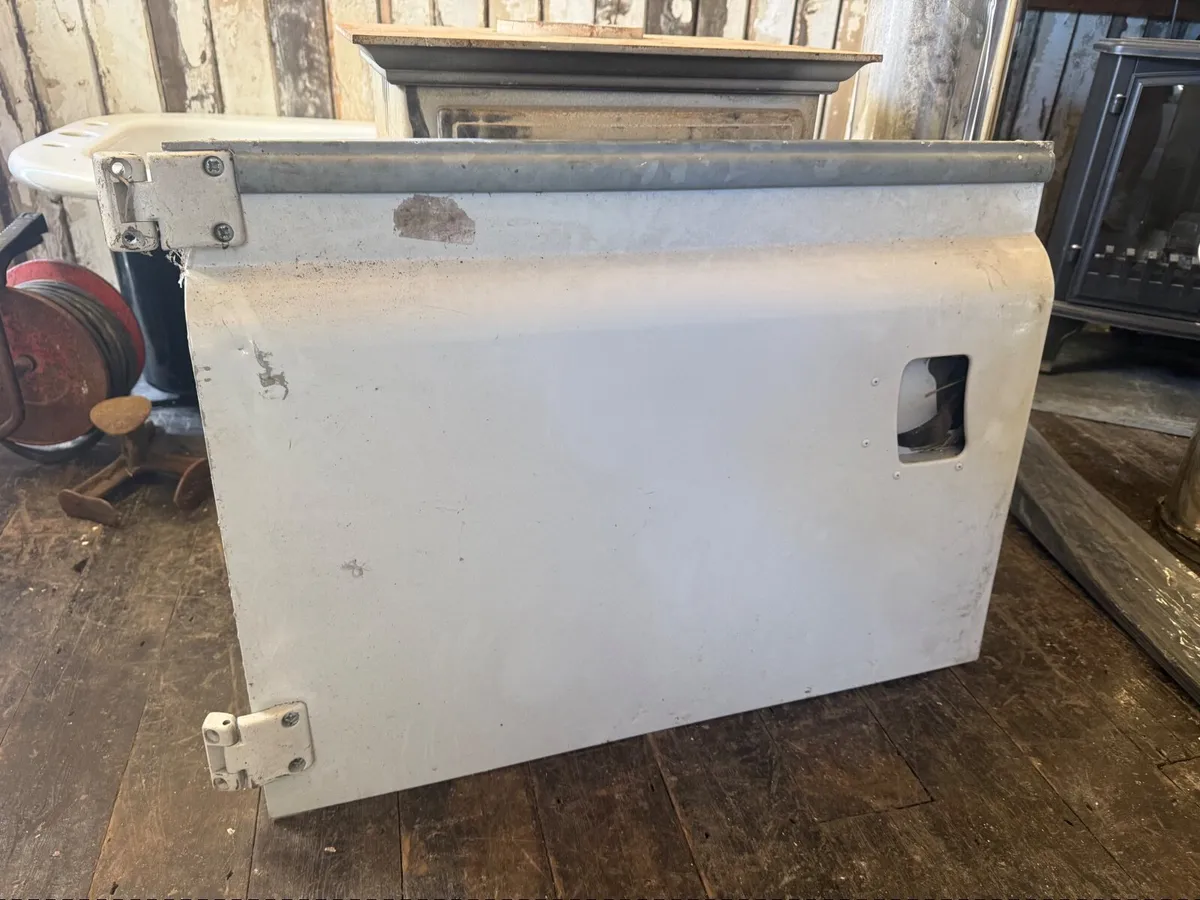Mark 1 passenger door for land rover. New. - Image 1