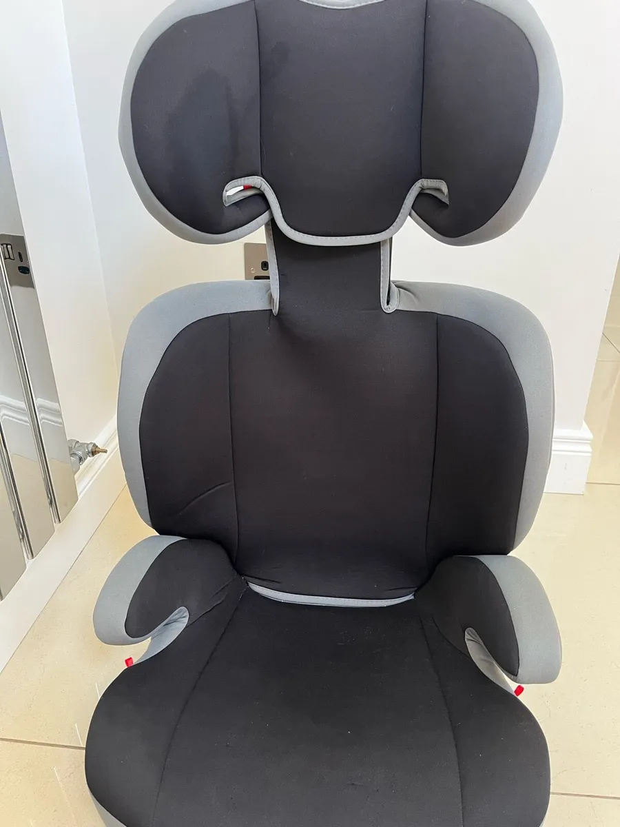 High Back Booster Car Seat – Good Condition - Image 1
