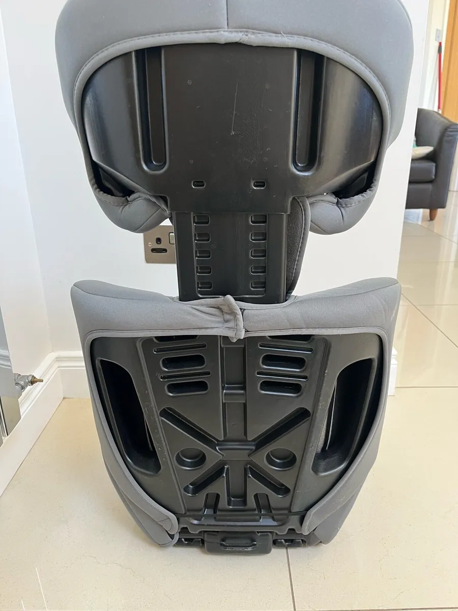 High Back Booster Car Seat – Good Condition - Image 3