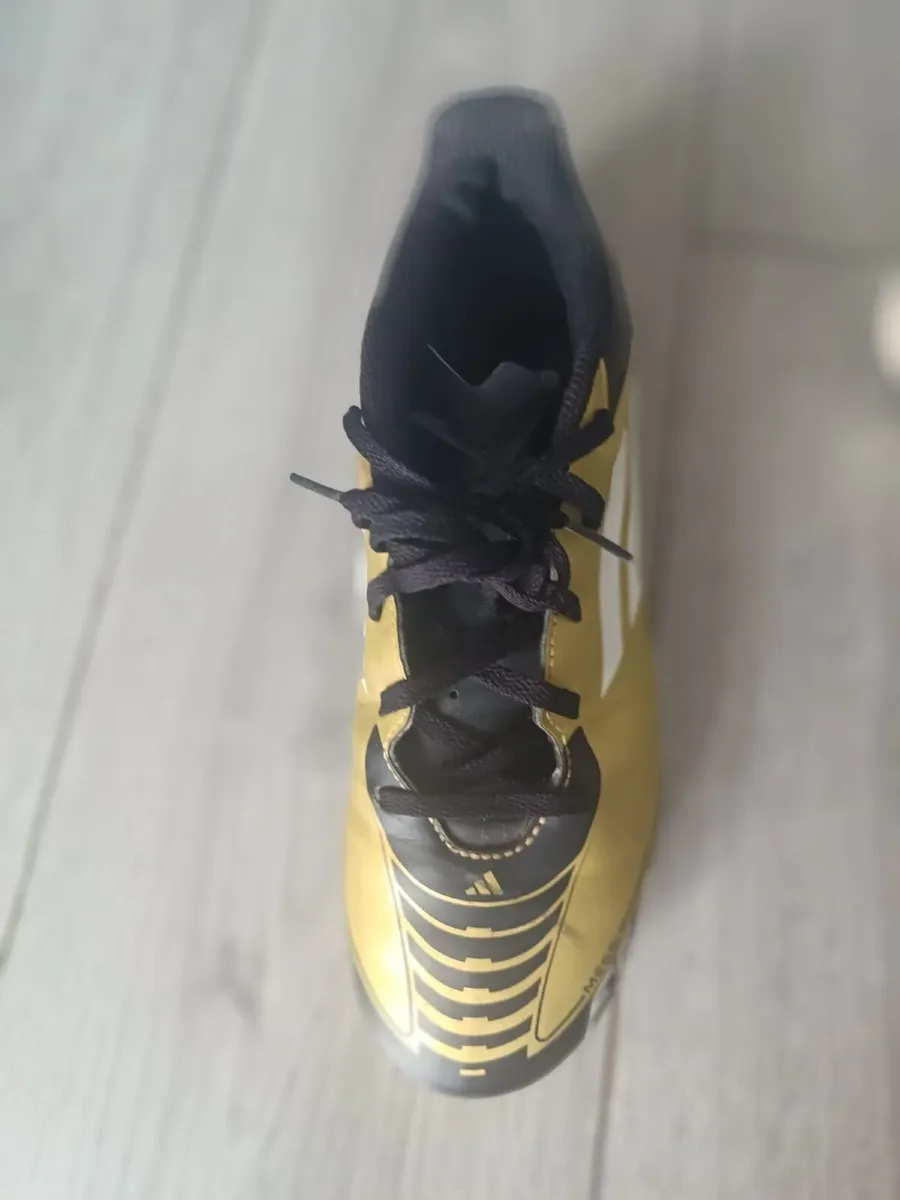 Football boots - Image 3