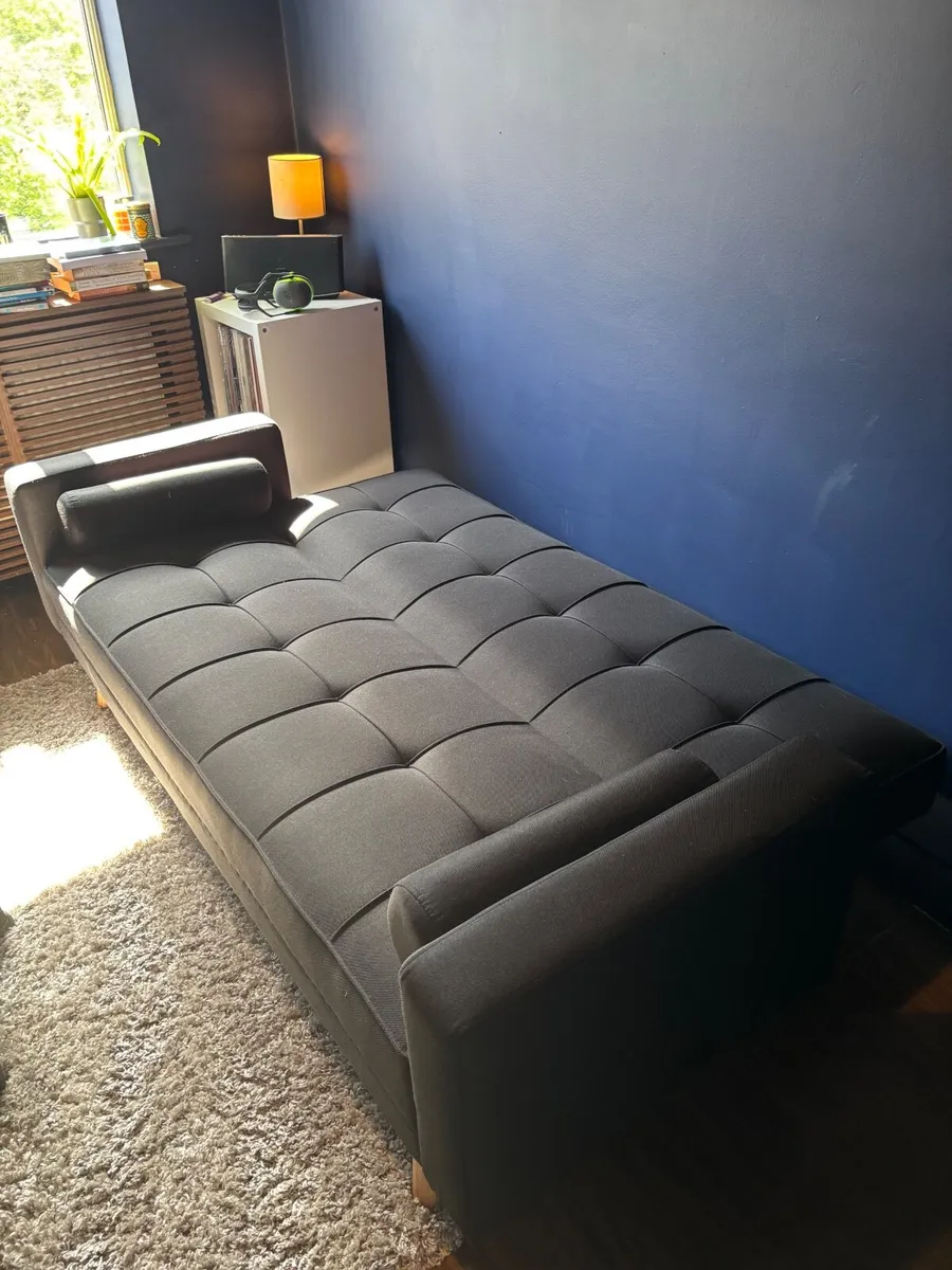 Couch bed - Image 1