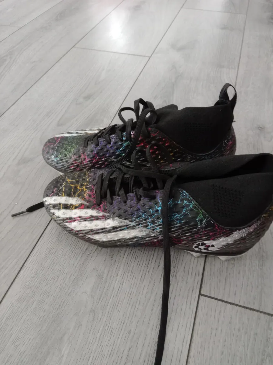 Football boots - Image 2