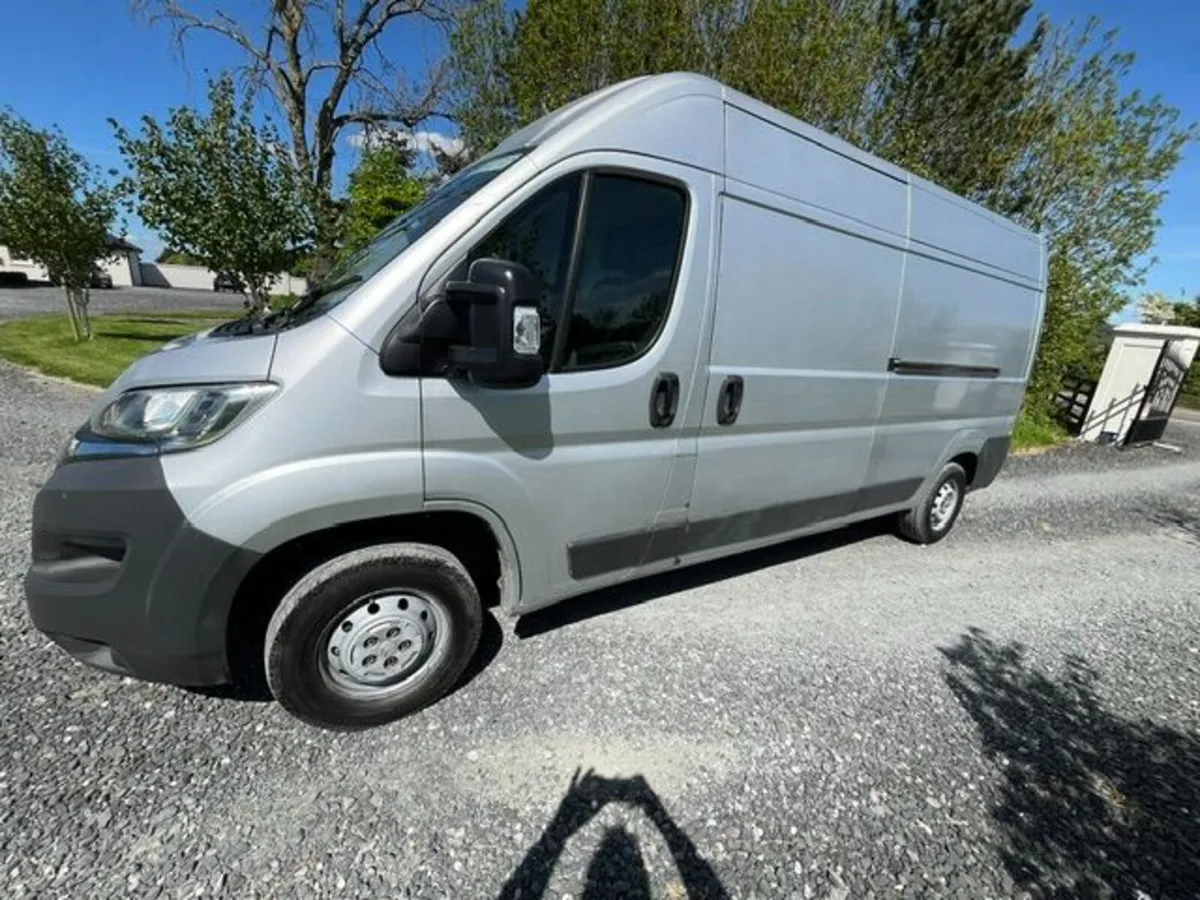LOW Miles Citroen LWB Relay €6750 - Image 4