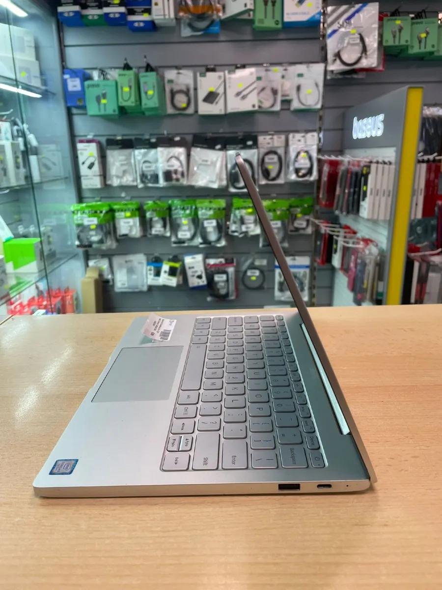 Xiaomi Mi Notebook Air 12.5'' - Image 3