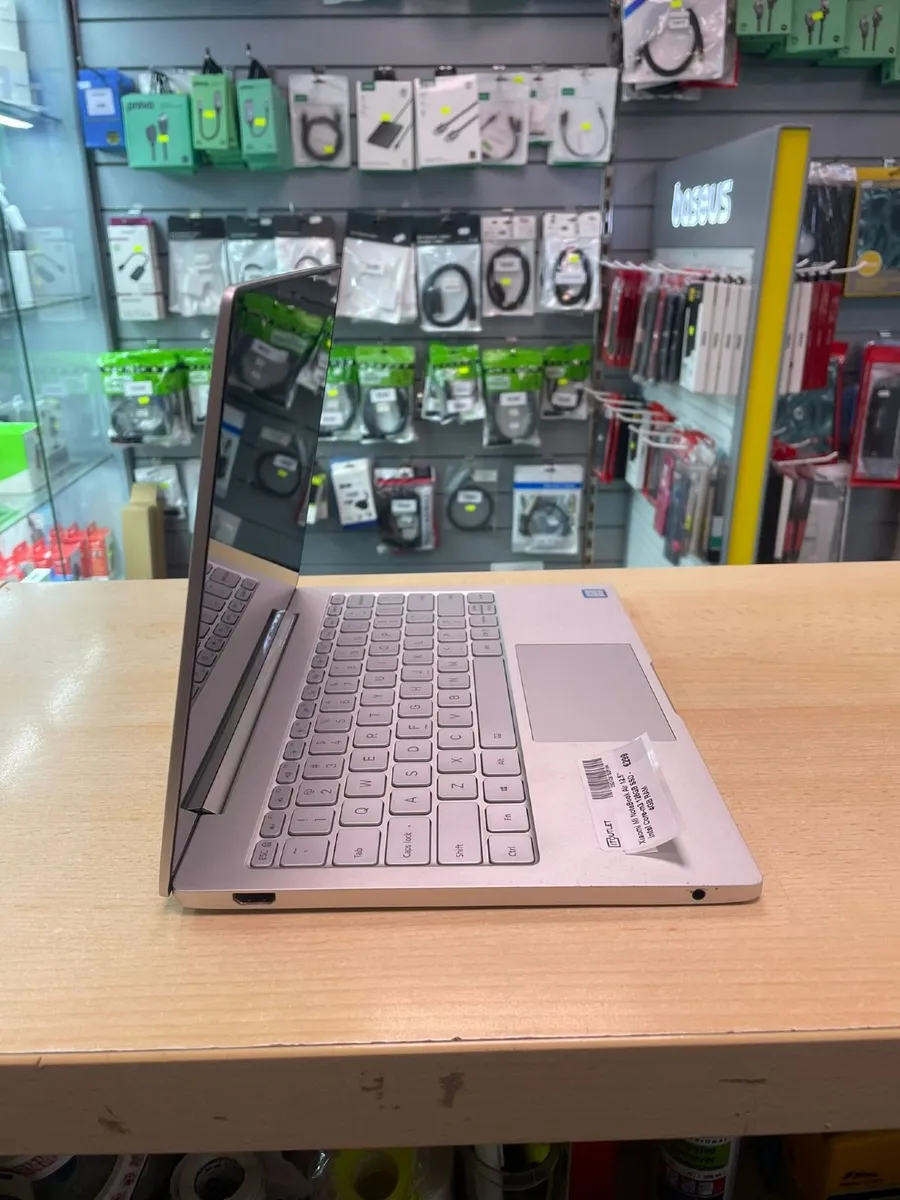 Xiaomi Mi Notebook Air 12.5'' - Image 4