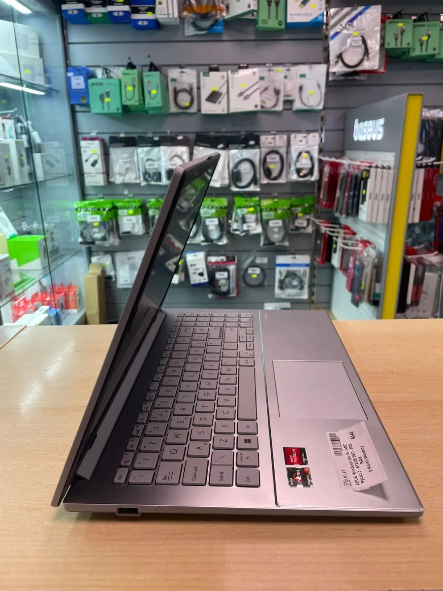 Asus Vivobook Go 15 - Image 2