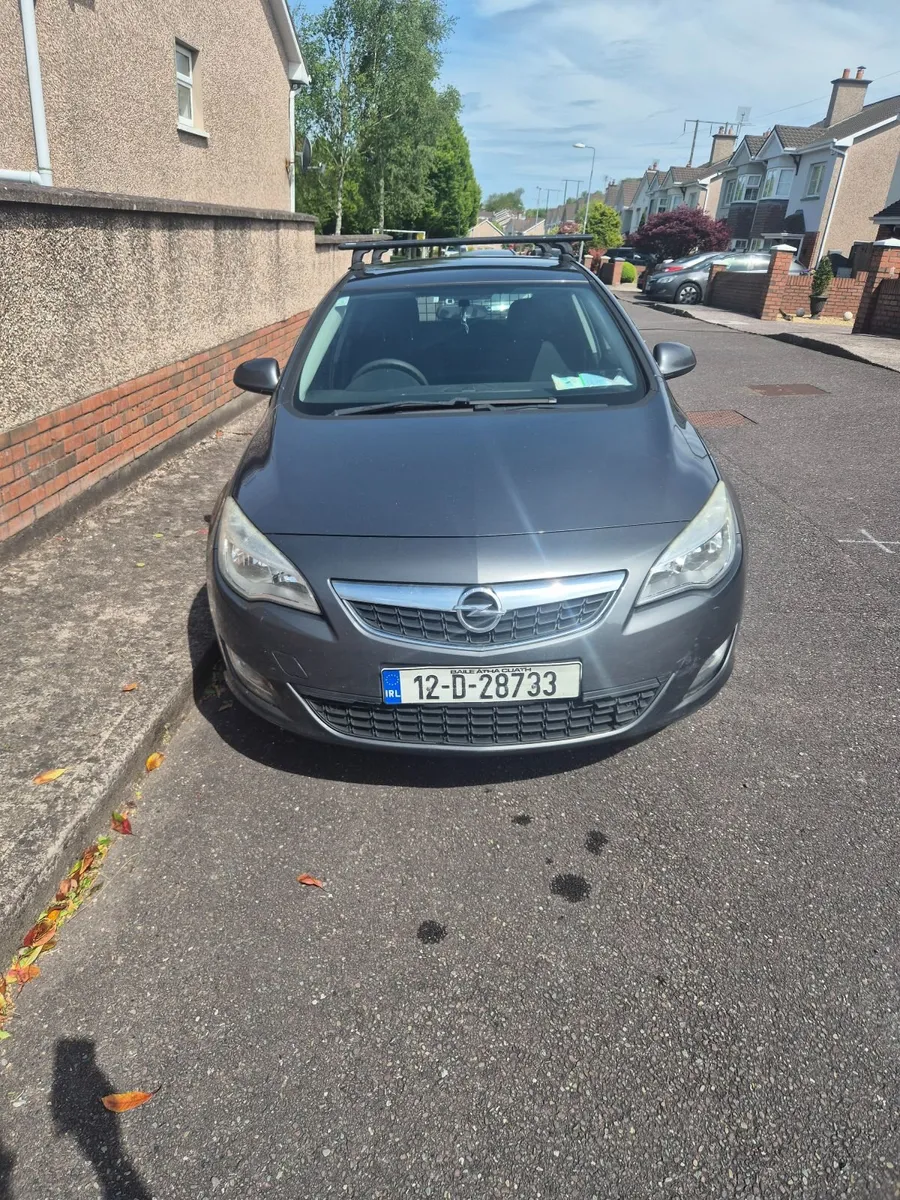 Opel Astra 2012 - Image 3