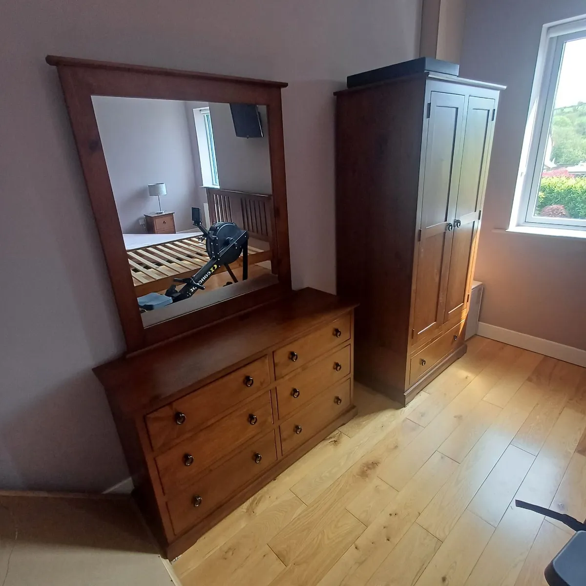 Bedroom furniture - Image 4