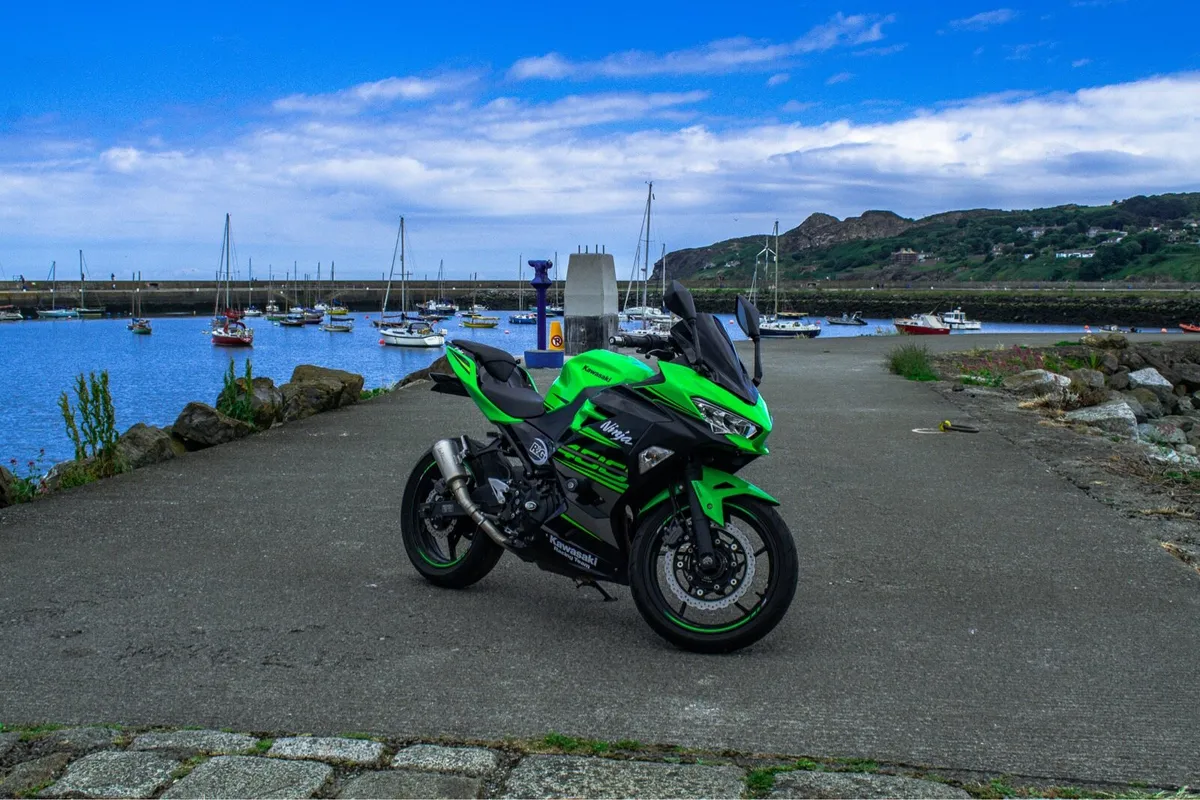 Kawasaki Ninja KRT Edition 2018 - Image 1