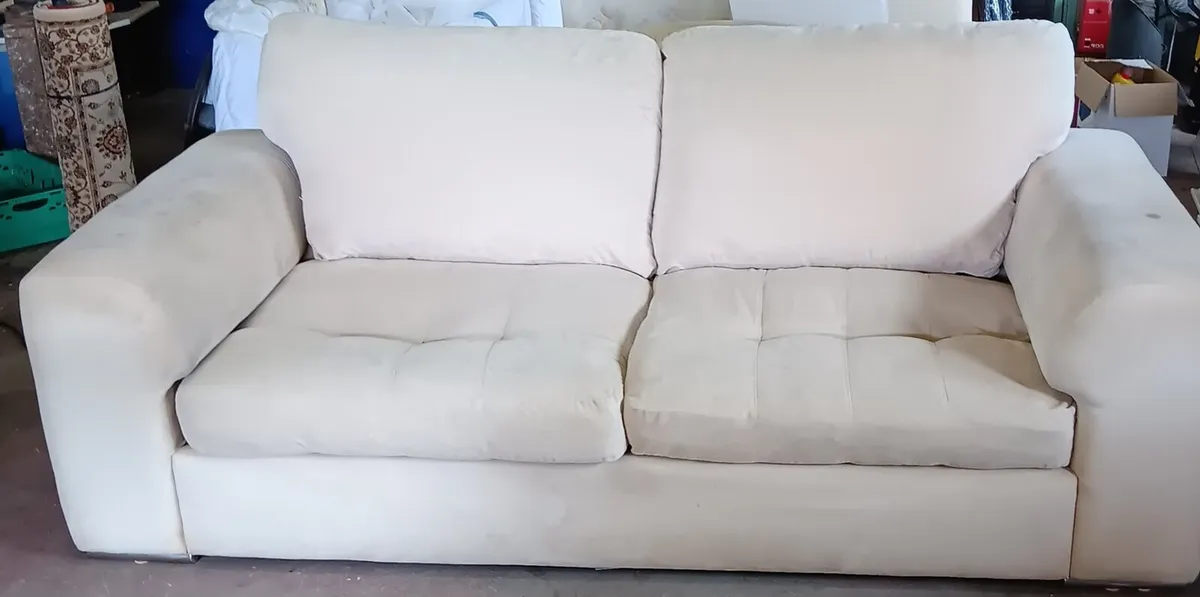 Couch and swivel chair - Image 1