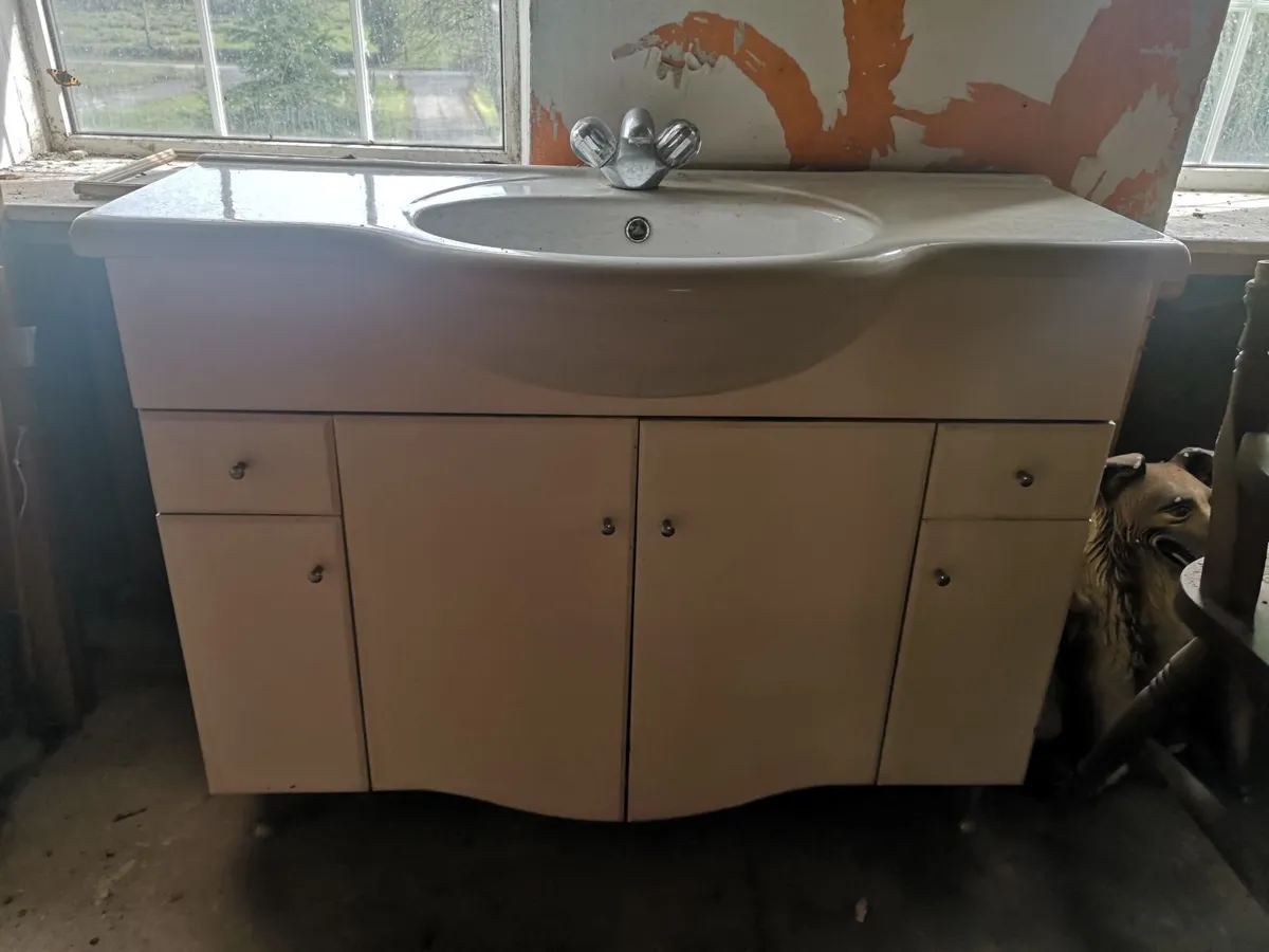 Hand basin Unit - Image 1
