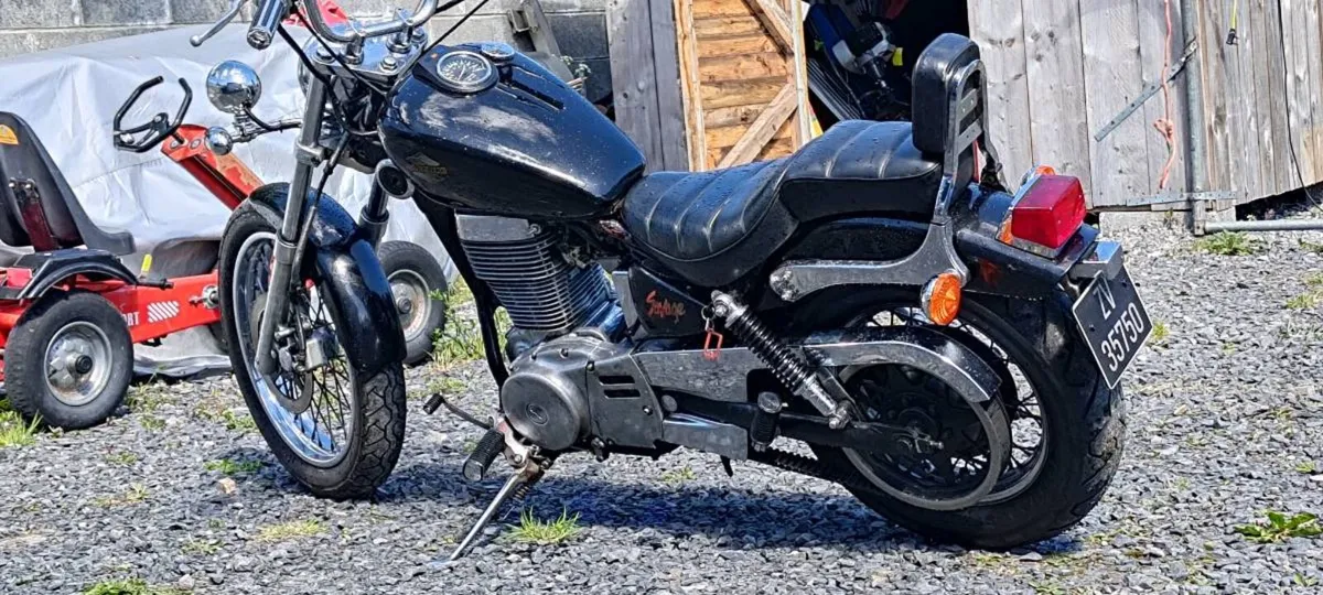 Suzuki Savage LS650 1991 - Image 2