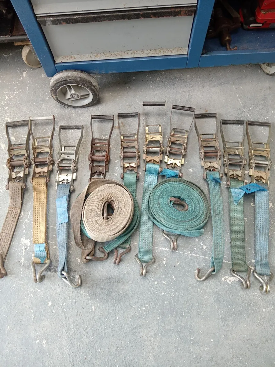 Garage clear out - Image 3