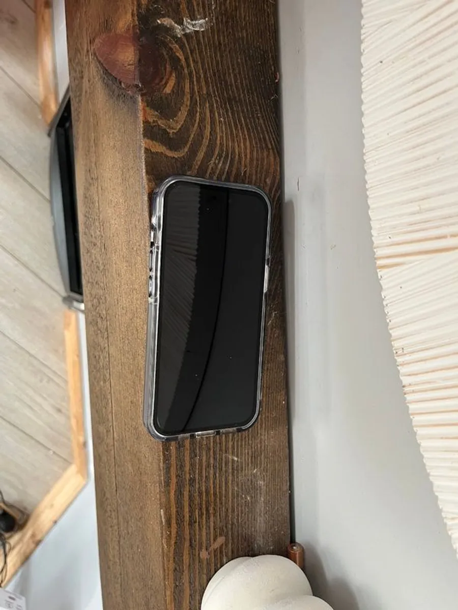 Apple iphone 15 - Image 4
