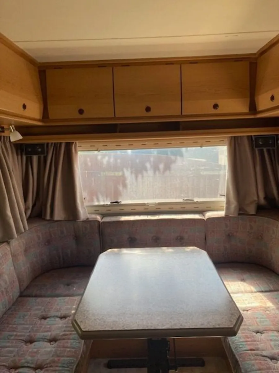 Motorhome Camper Ford - Image 4