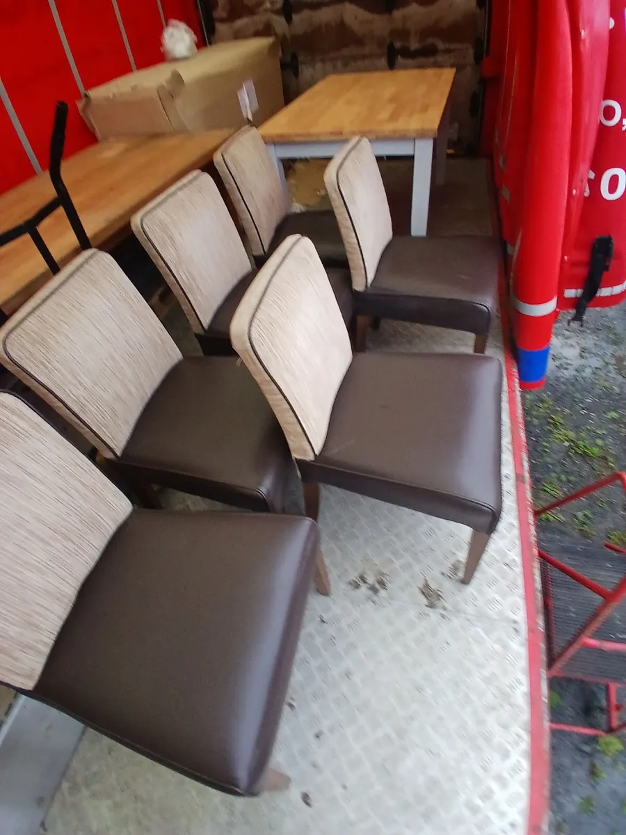 Chairs 💺 💺 💺 💺 💺 💺  lot of (6) delivered - Image 3