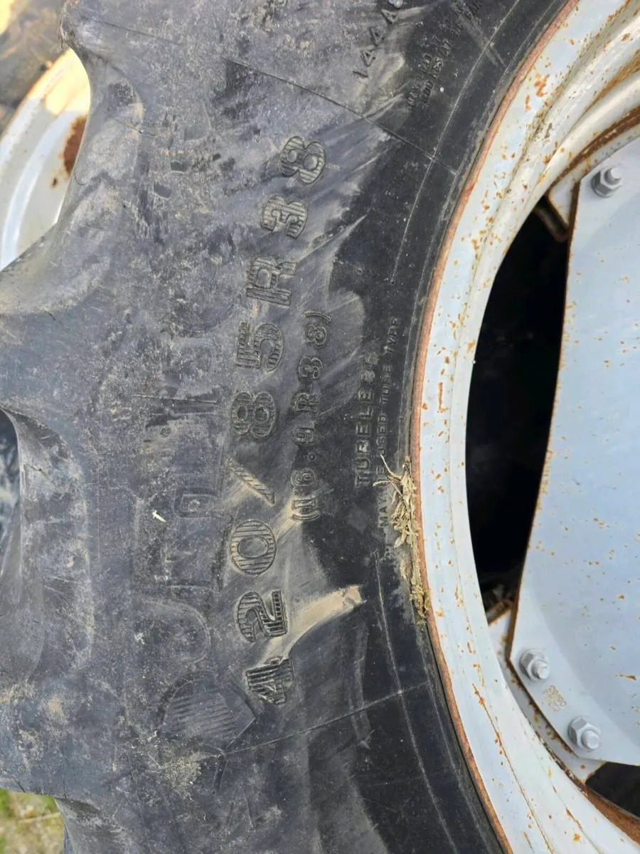 38inch Tractor wheels - Image 3