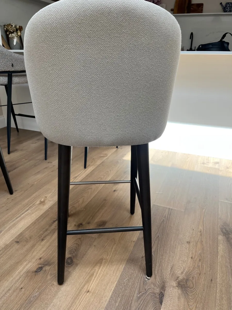 Diamond furniture stool - Image 4