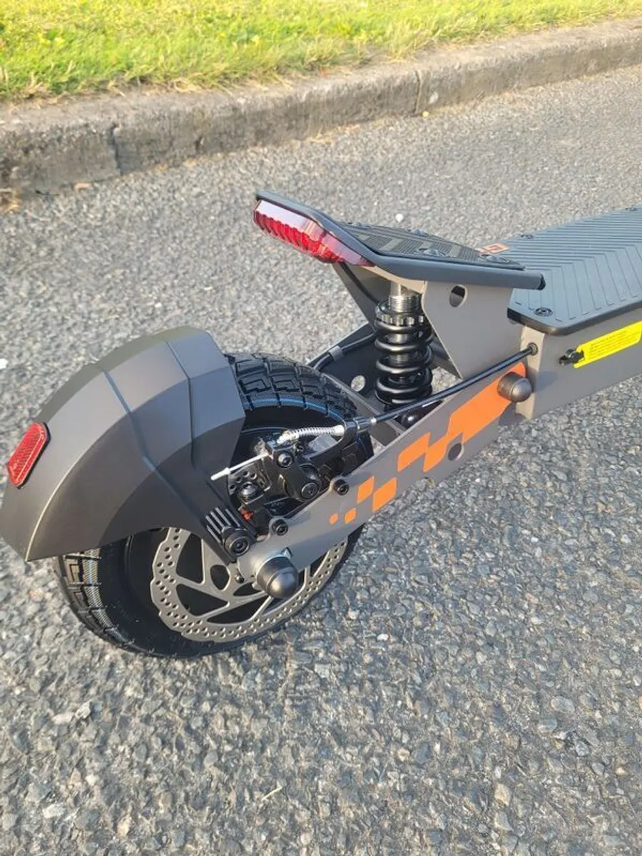 Electric scooter,kukirin G2,brand new in a box , d - Image 1