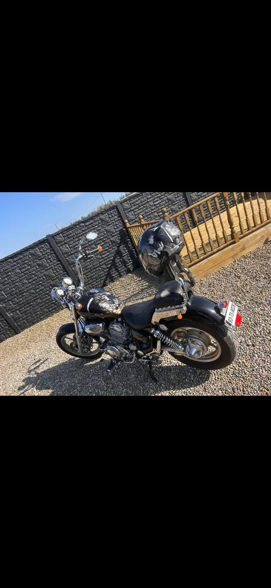 Yamaha Virago 1100cc 1993 And Helmet To Match - Image 1