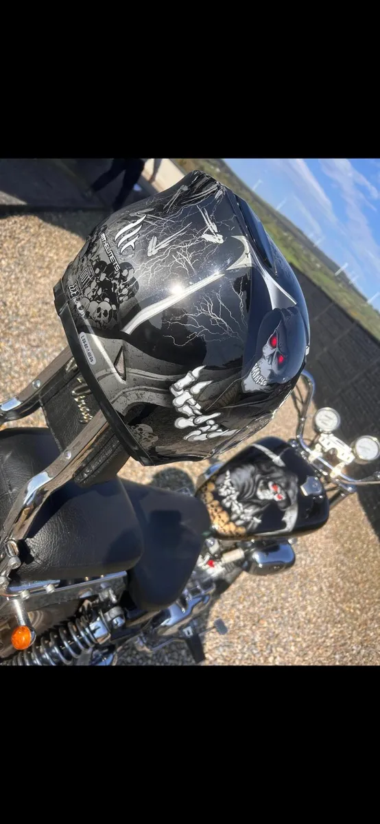 Yamaha Virago 1100cc 1993 And Helmet To Match - Image 2