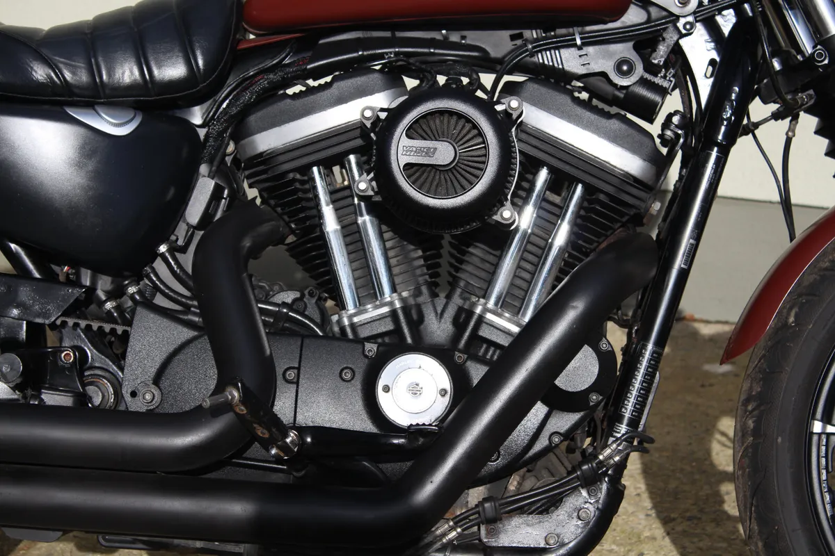 2017 Harley Davidson 883 Sportster - Image 2