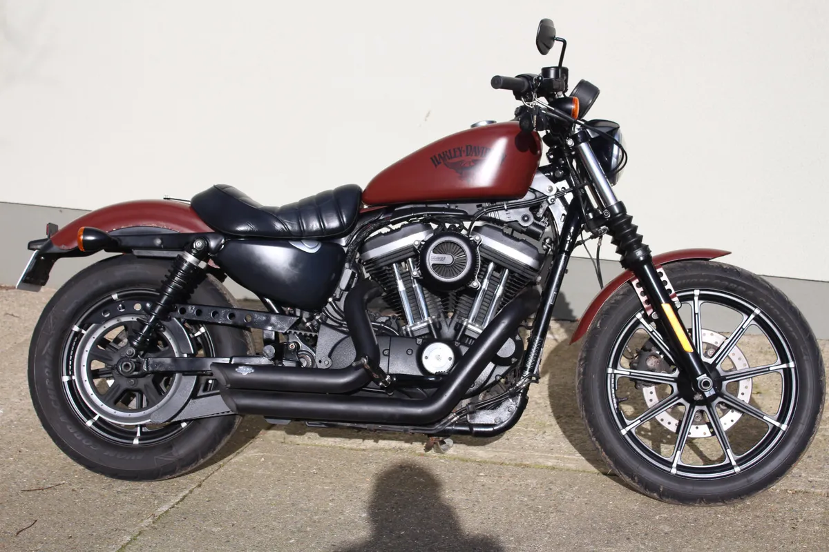 2017 Harley Davidson 883 Sportster - Image 1