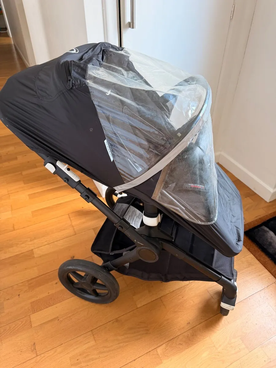 Bugaboo Fox 2 Buggy  & Pram - Image 2