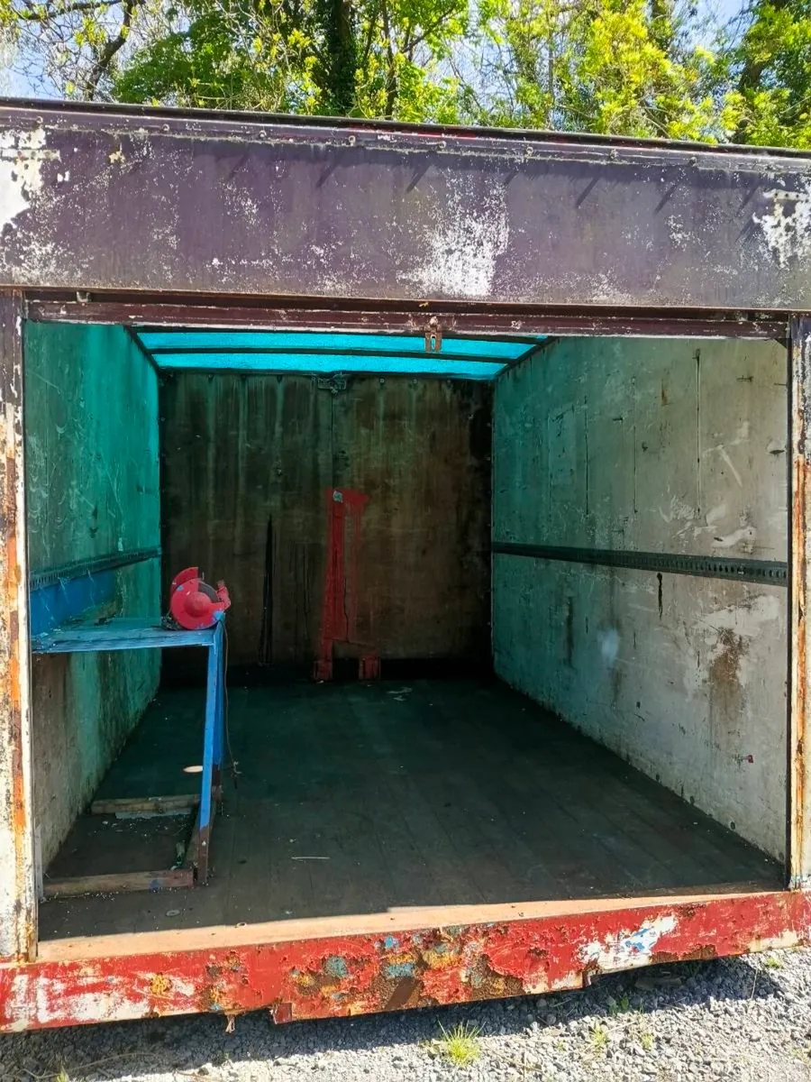 Box body - Image 1