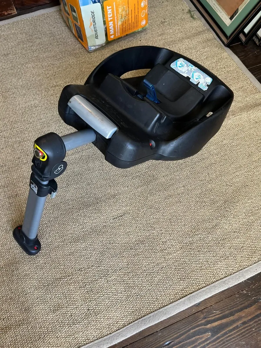 Maxi Cosi isofix base - Image 3