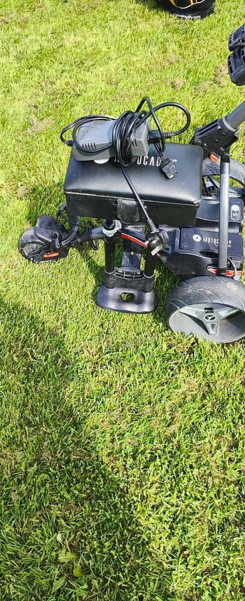 King Cobra Golf Clubs - Image 1