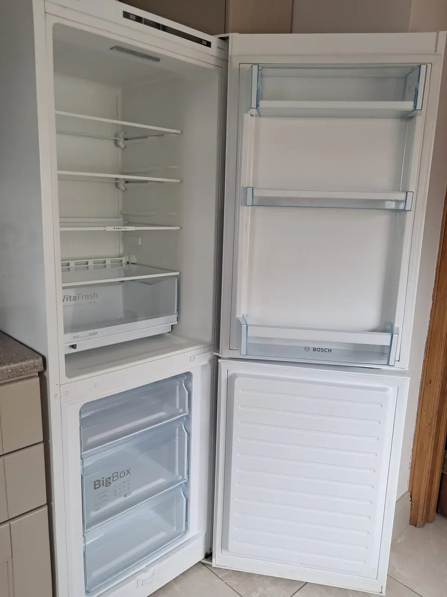 Fridge freezer - Image 3