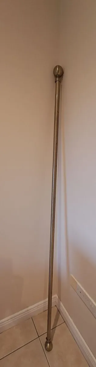 Curtain rods - Image 4