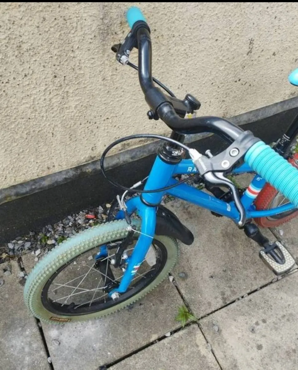 Raleigh pop 16" kids bike - Image 2