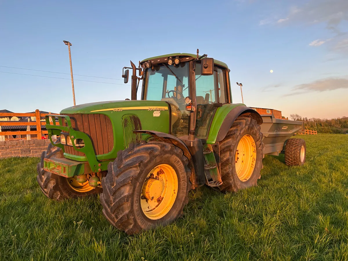 2004 John Deere 6820 - Image 1