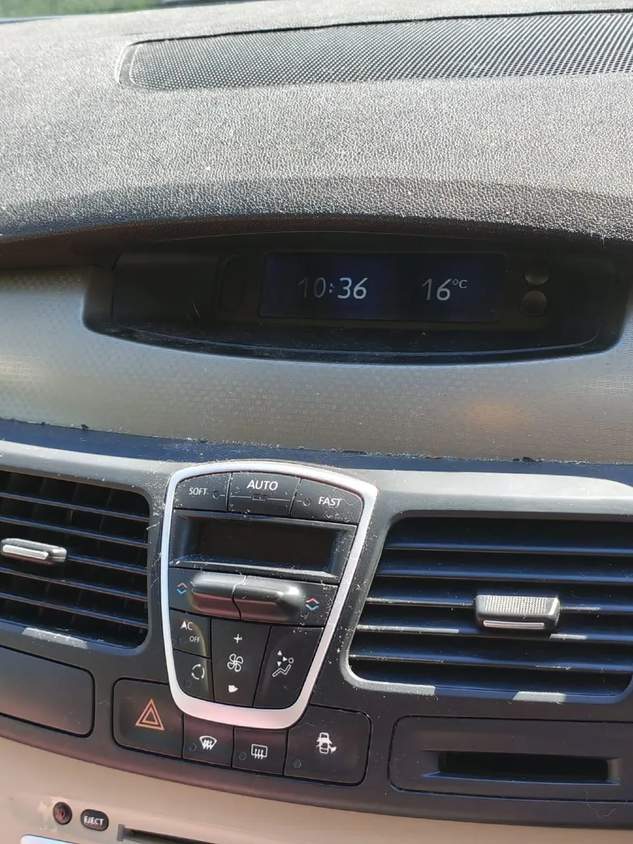 Renault Laguna 3 Grandtour (KT0/1) Automatic. - Image 4