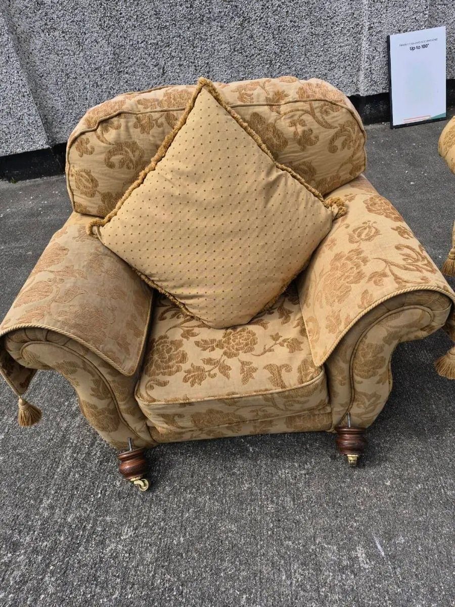 Sofa - Image 3