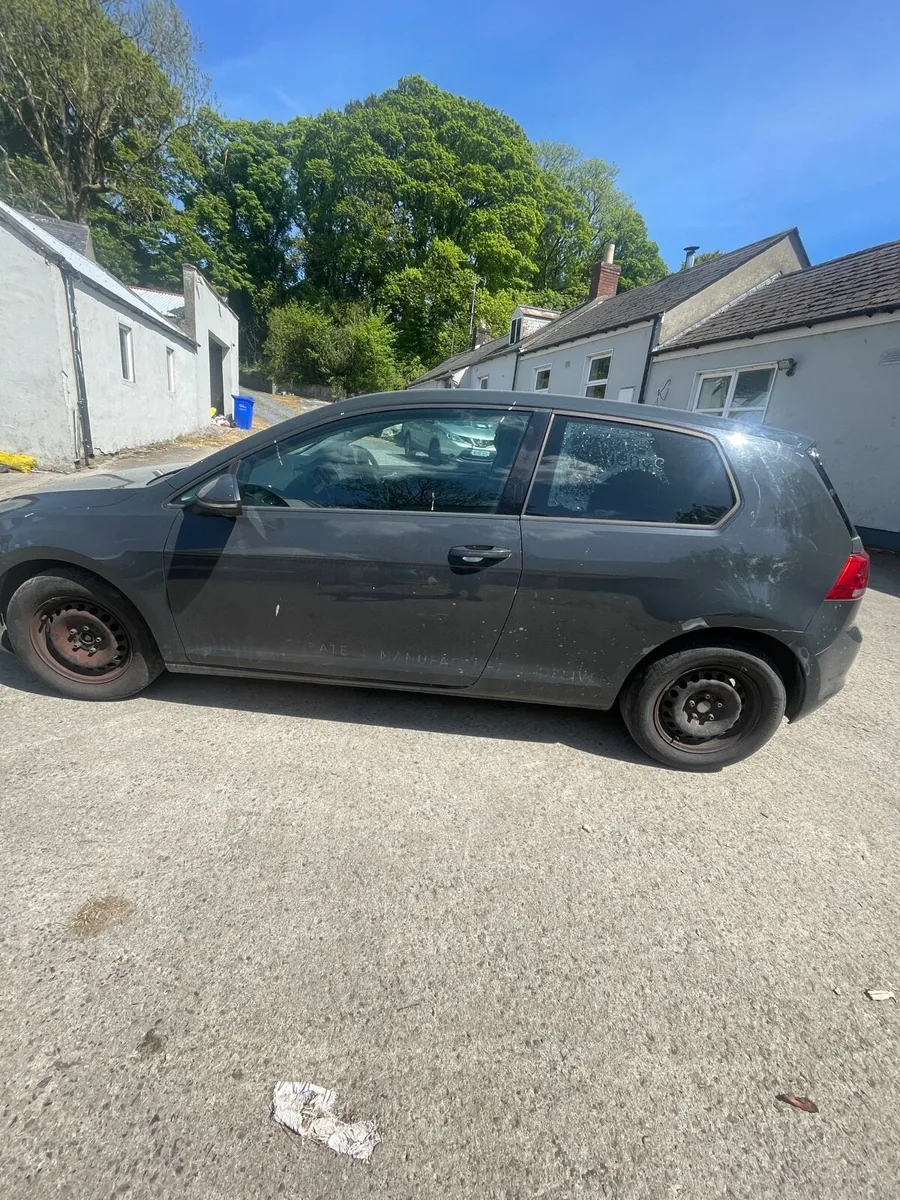 Commercial Volkswagen van 2016 - Image 2