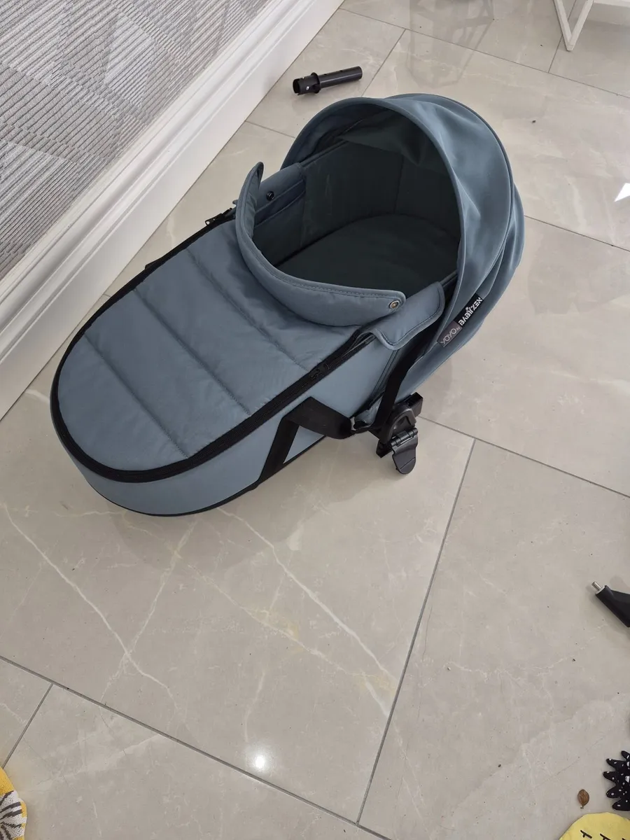 Babyzen/Stokke newborn shell (bassinet) - Image 2