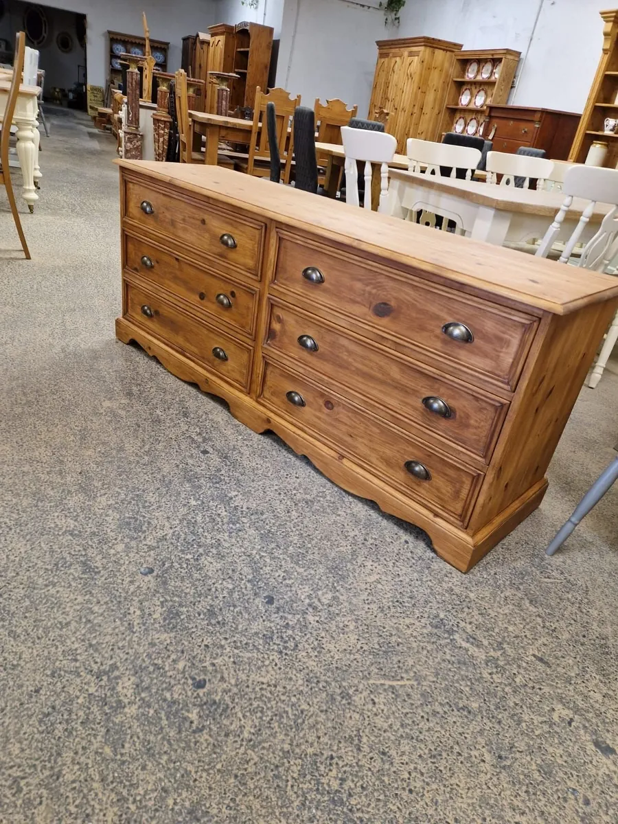 Vintage 6 drawer pine chest - Image 4