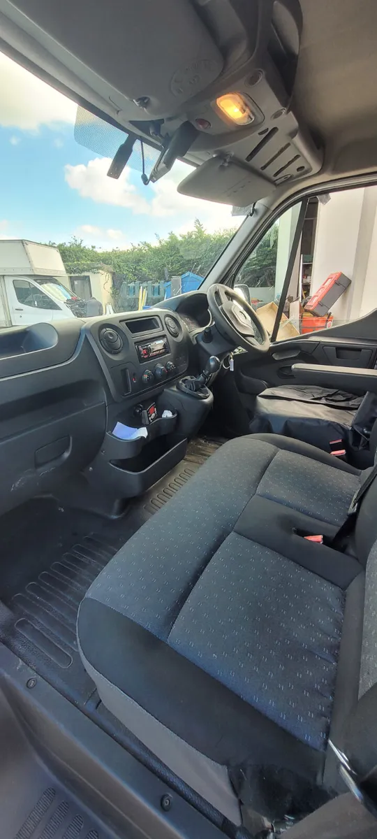 Opel Movano 2019 Refrigerated Fridge Van - Image 4