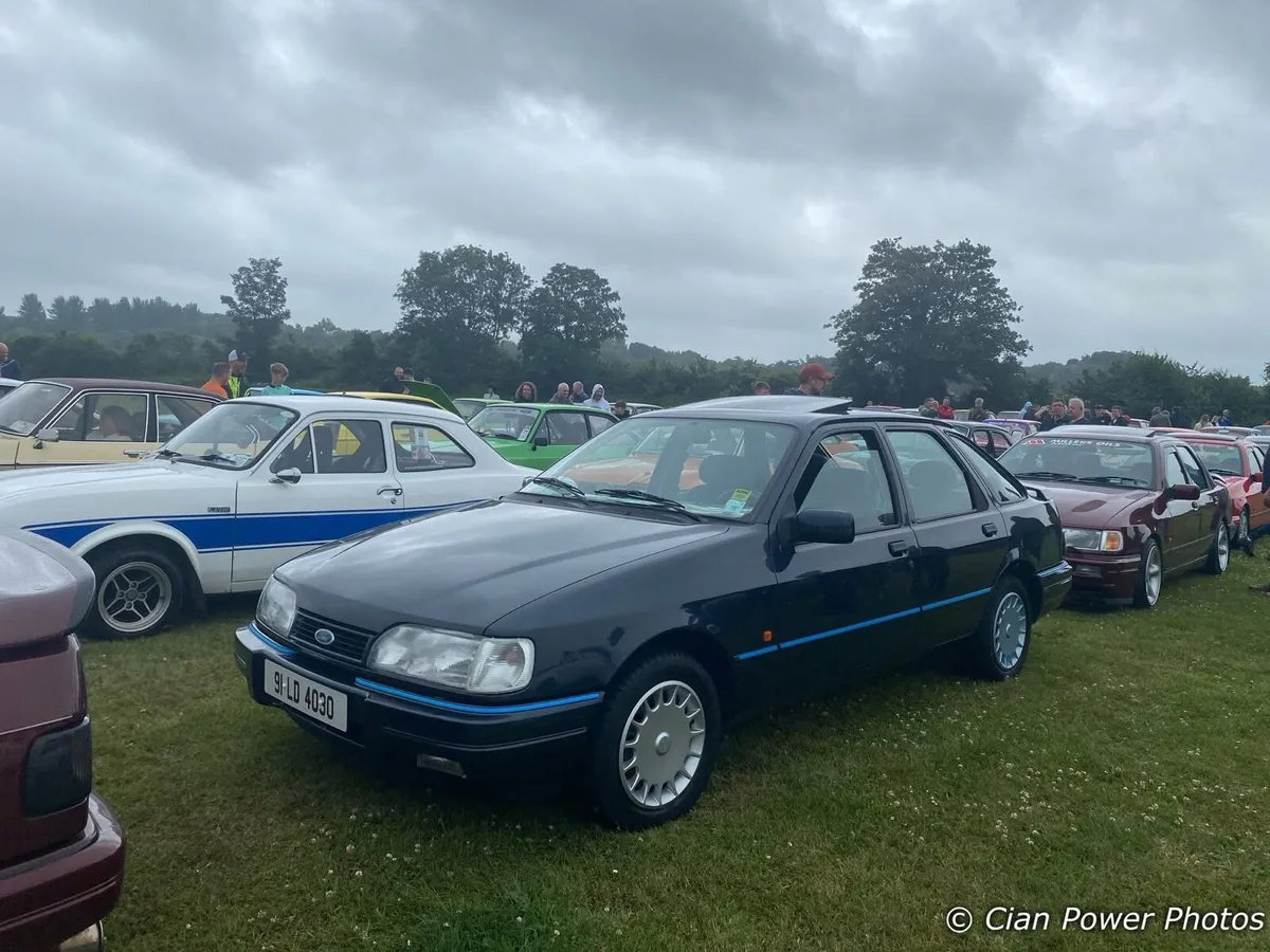 Ford Seirra xr4i - Image 2